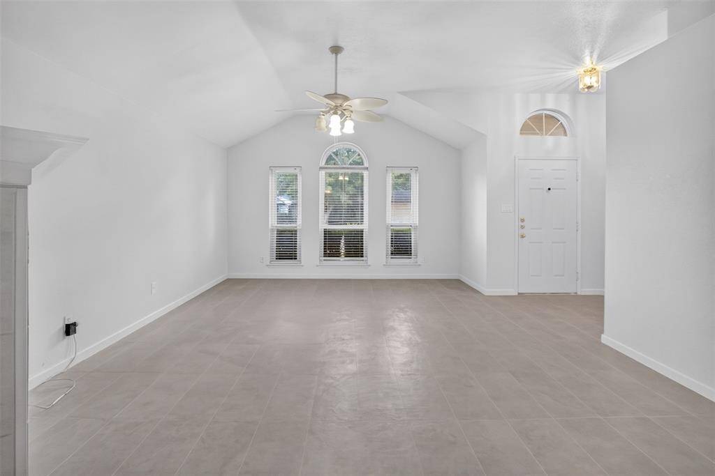 7016 Snowivy Court, Arlington, TX 76001