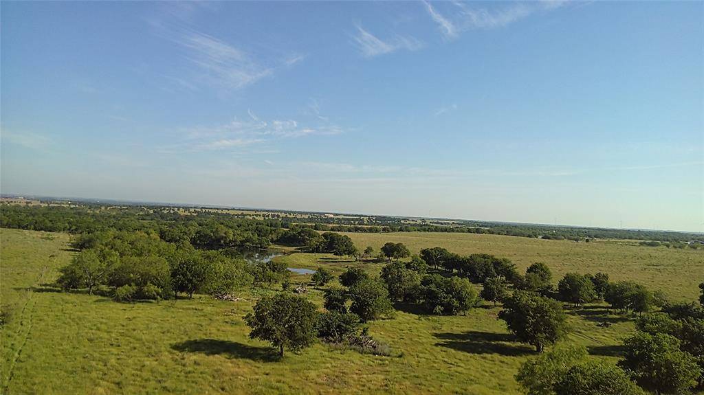 682 Somers, Axtell, TX 76624