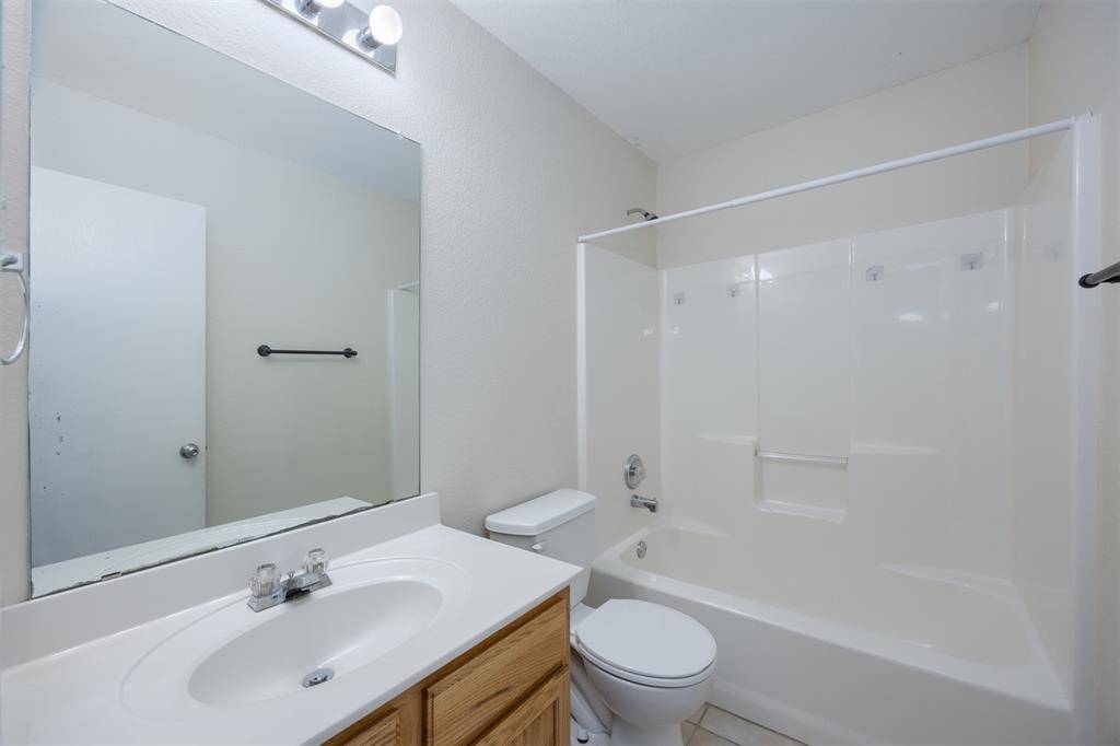 112 Tripp Trail, Denton, TX 76207