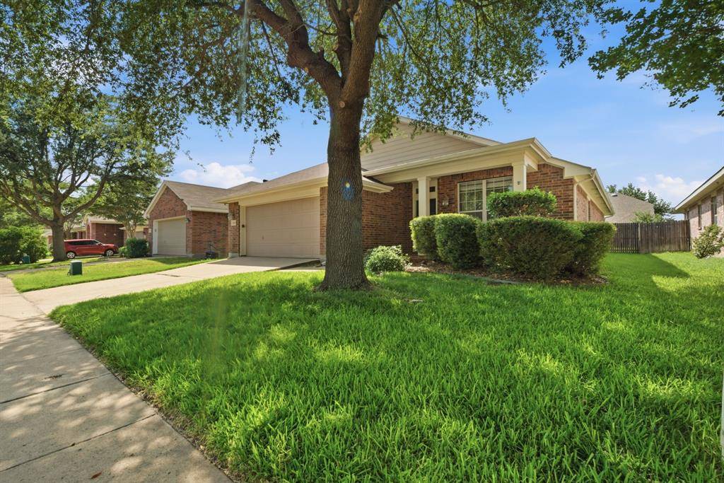 1018 Kimbro Drive, Forney, TX 75126