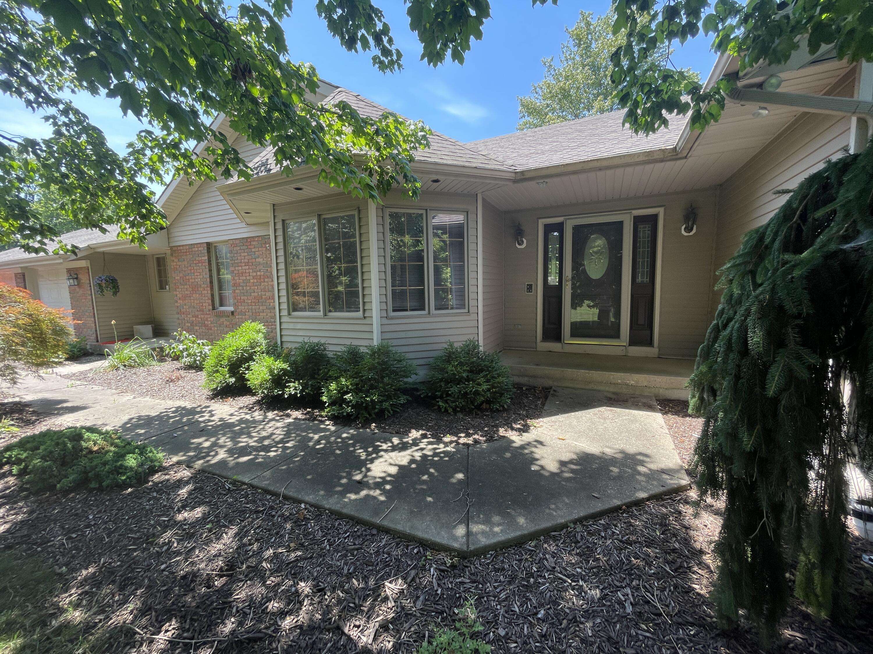8335 Byron Garden DR SW, Byron Twp, MI 49315