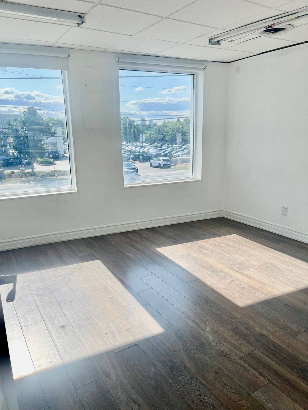 7061 Yonge ST #2C, Markham, ON L3T 2A6