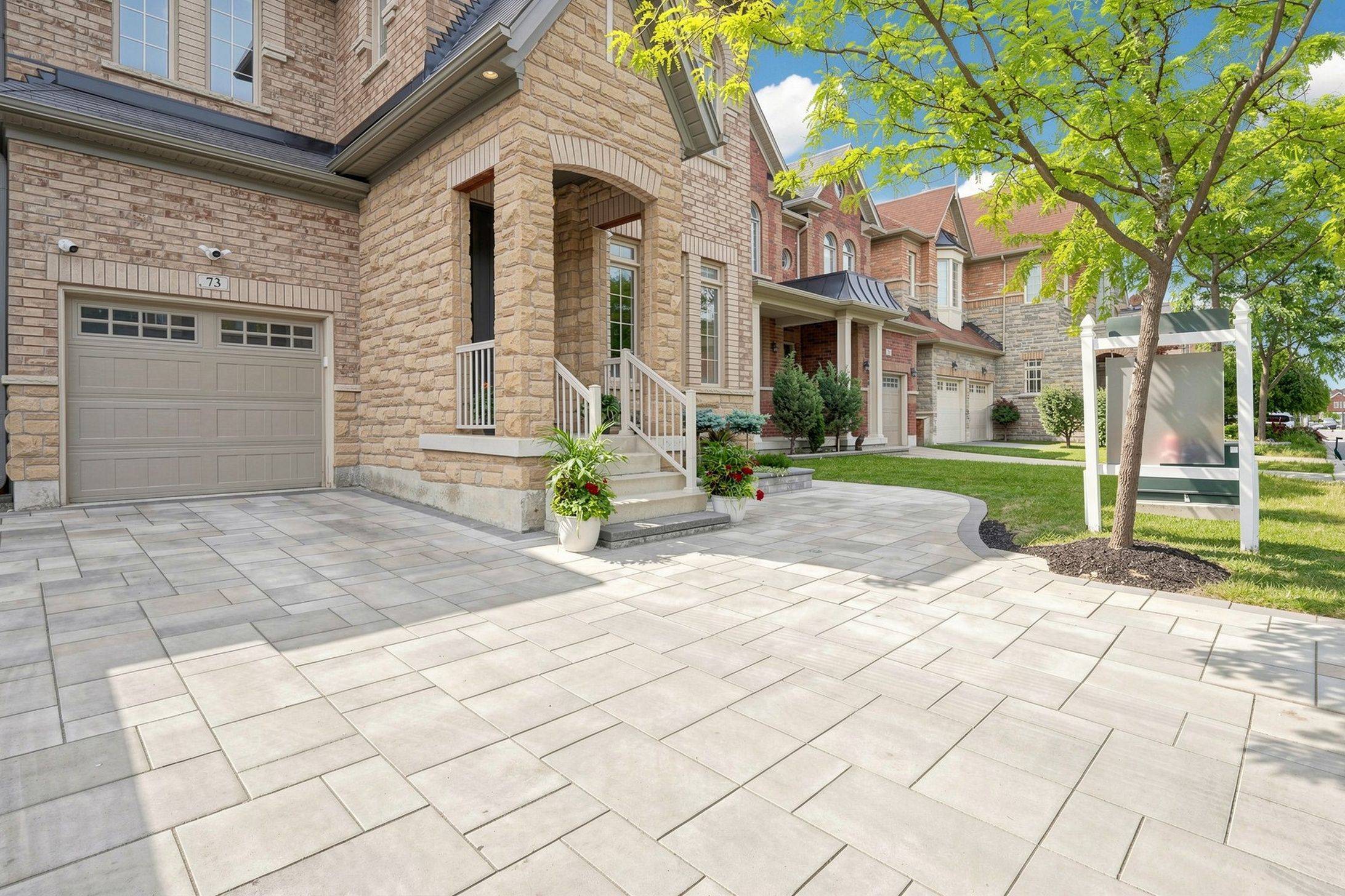 73 Manila AVE, Markham, ON L6C 0R7