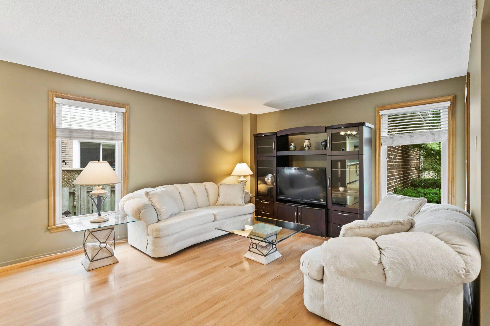 25 Lilac AVE, Markham, ON L3T 5K1