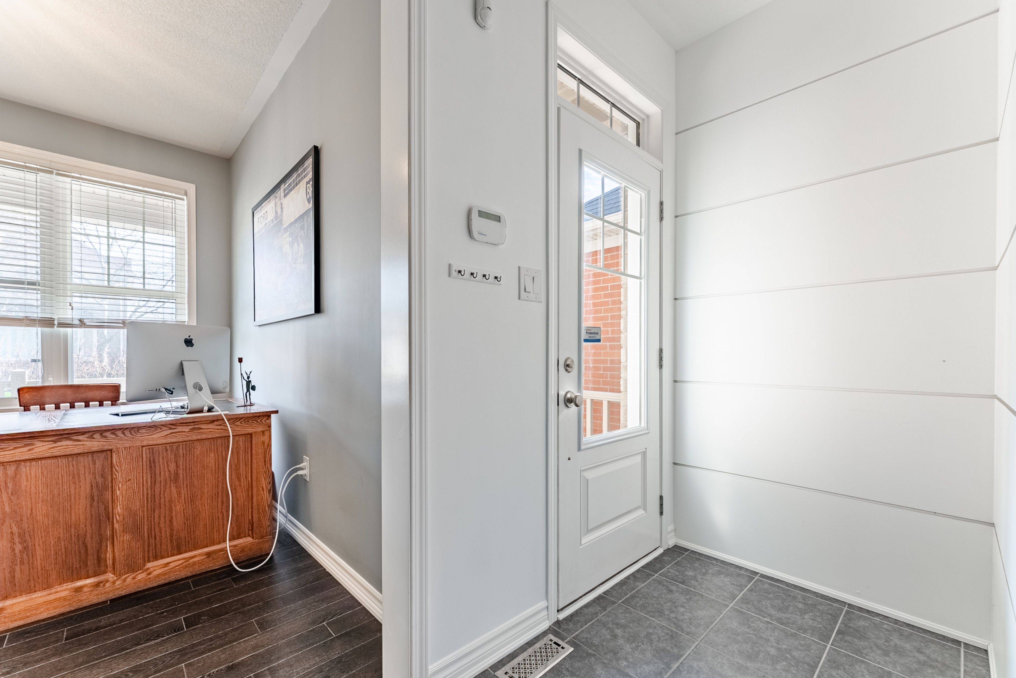 325 Gleave TER, Milton, ON L9T 8P1