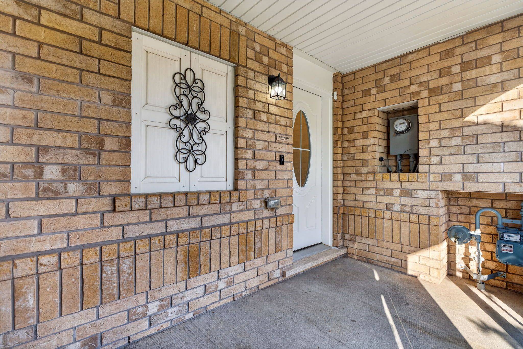443 Cavanagh LN, Milton, ON L9T 8G6