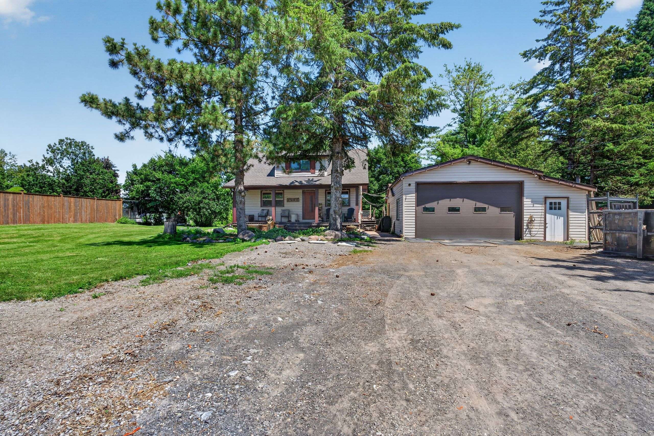 2270 MCIVOR RD, Kingston, ON K7L 4V4