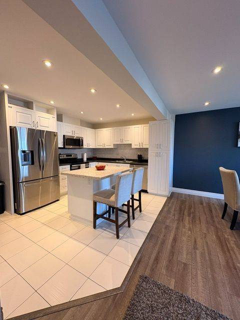 170 Daffodil CT, Gravenhurst, ON P1P 0B8