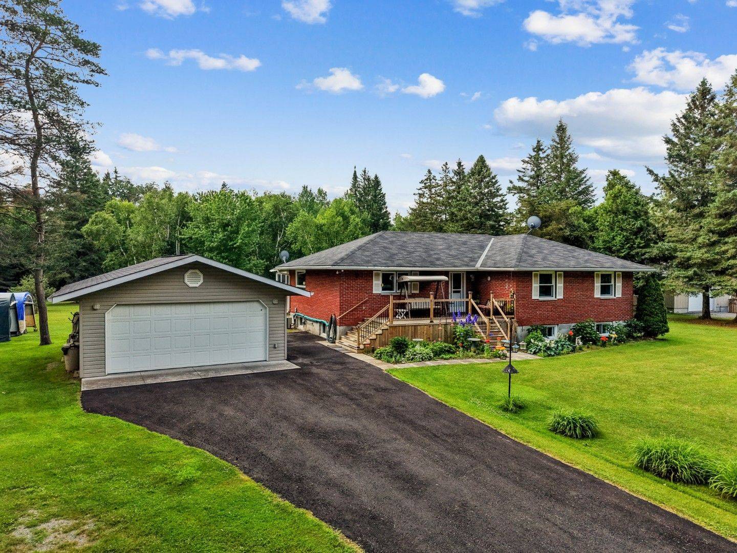31 Birchwood CT, Trent Hills, ON K0L 1Y0