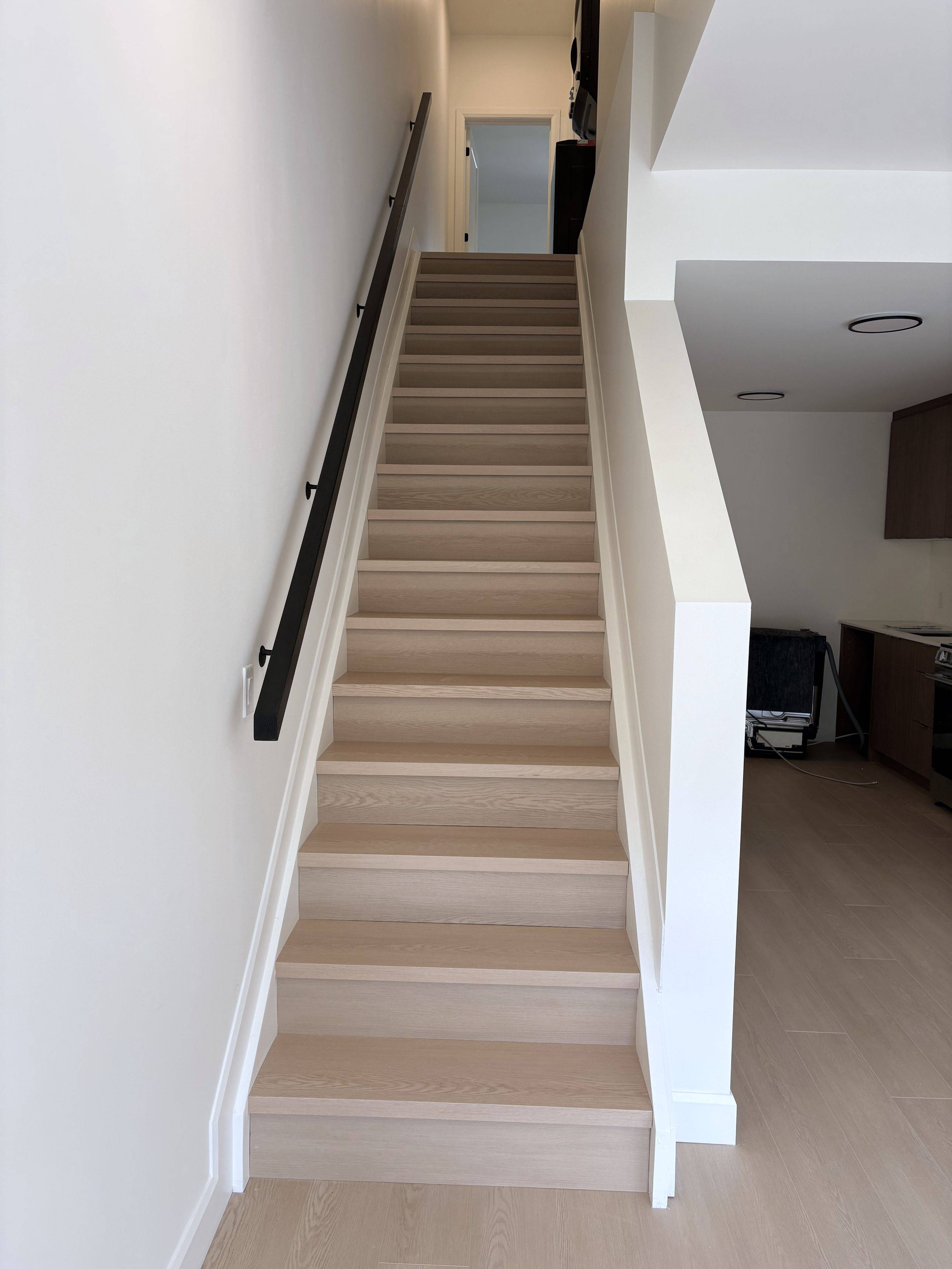 247B Bradford ST #A, Britannia - Lincoln Heights And Area, ON K2B 5Z5