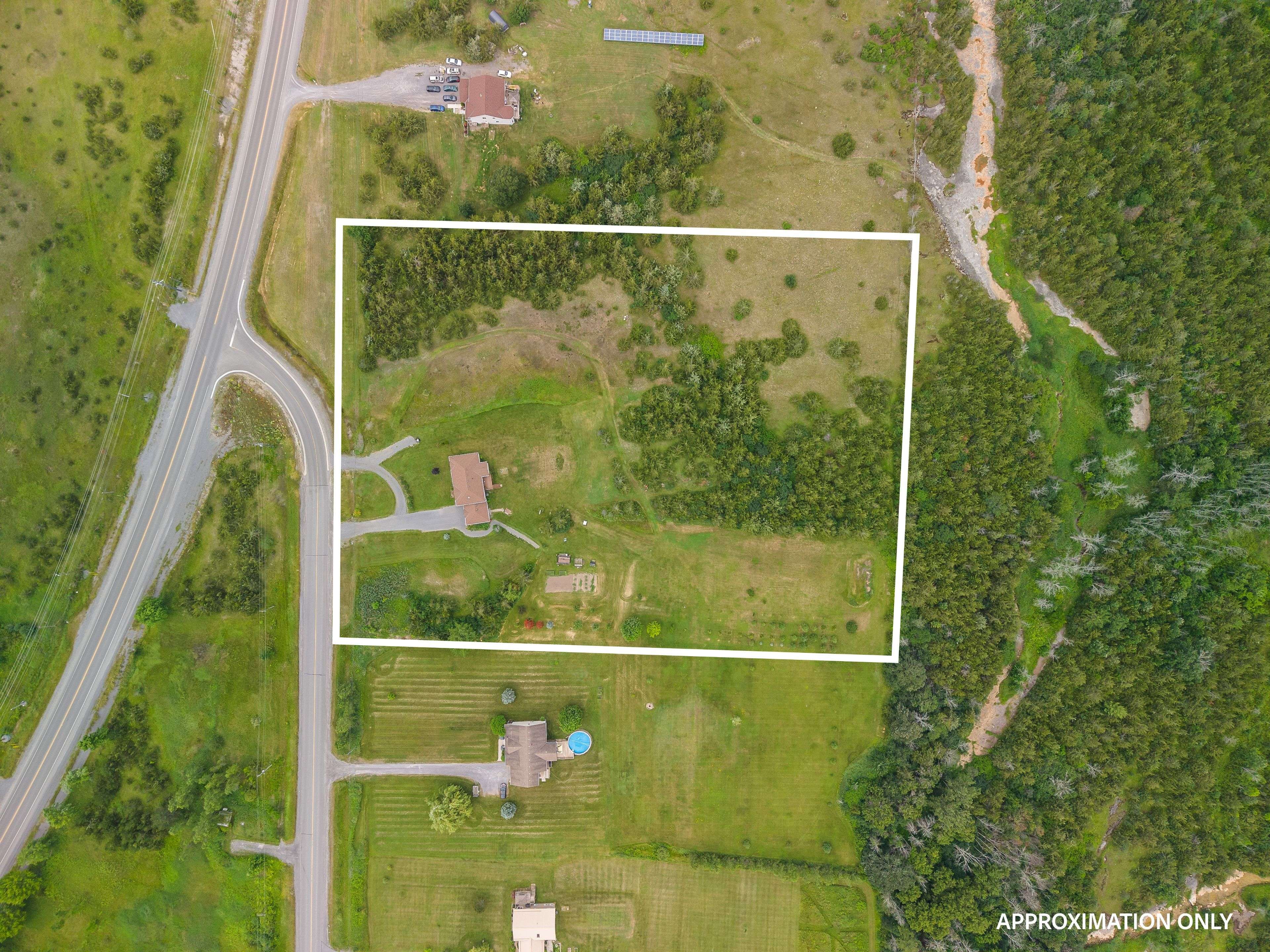 245 Pleasant DR, Greater Napanee, ON K0K 2Z0