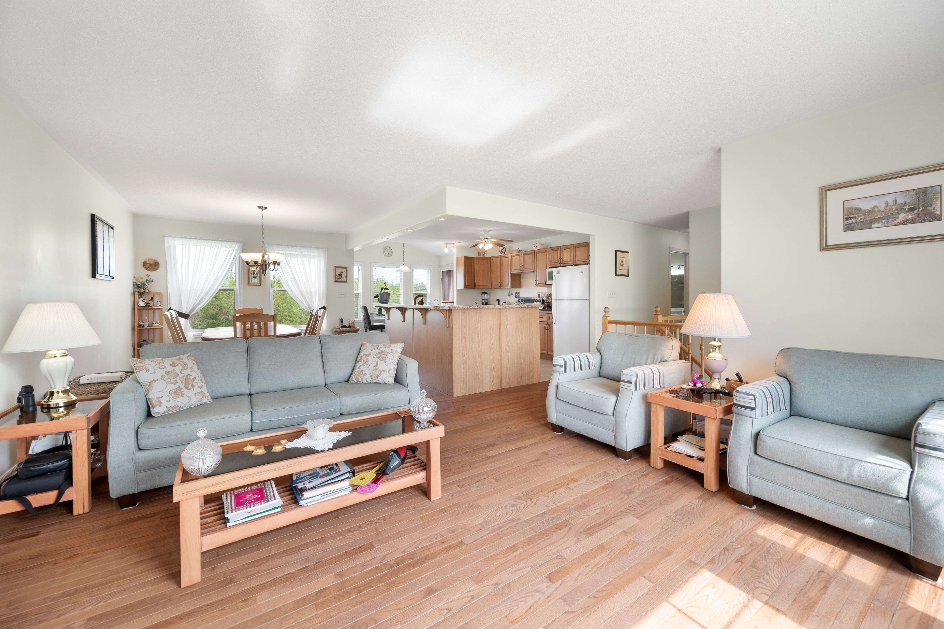 245 Pleasant DR, Greater Napanee, ON K0K 2Z0