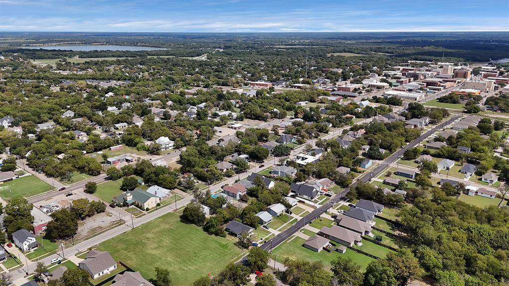 3515 Lee Street, Greenville, TX 75401