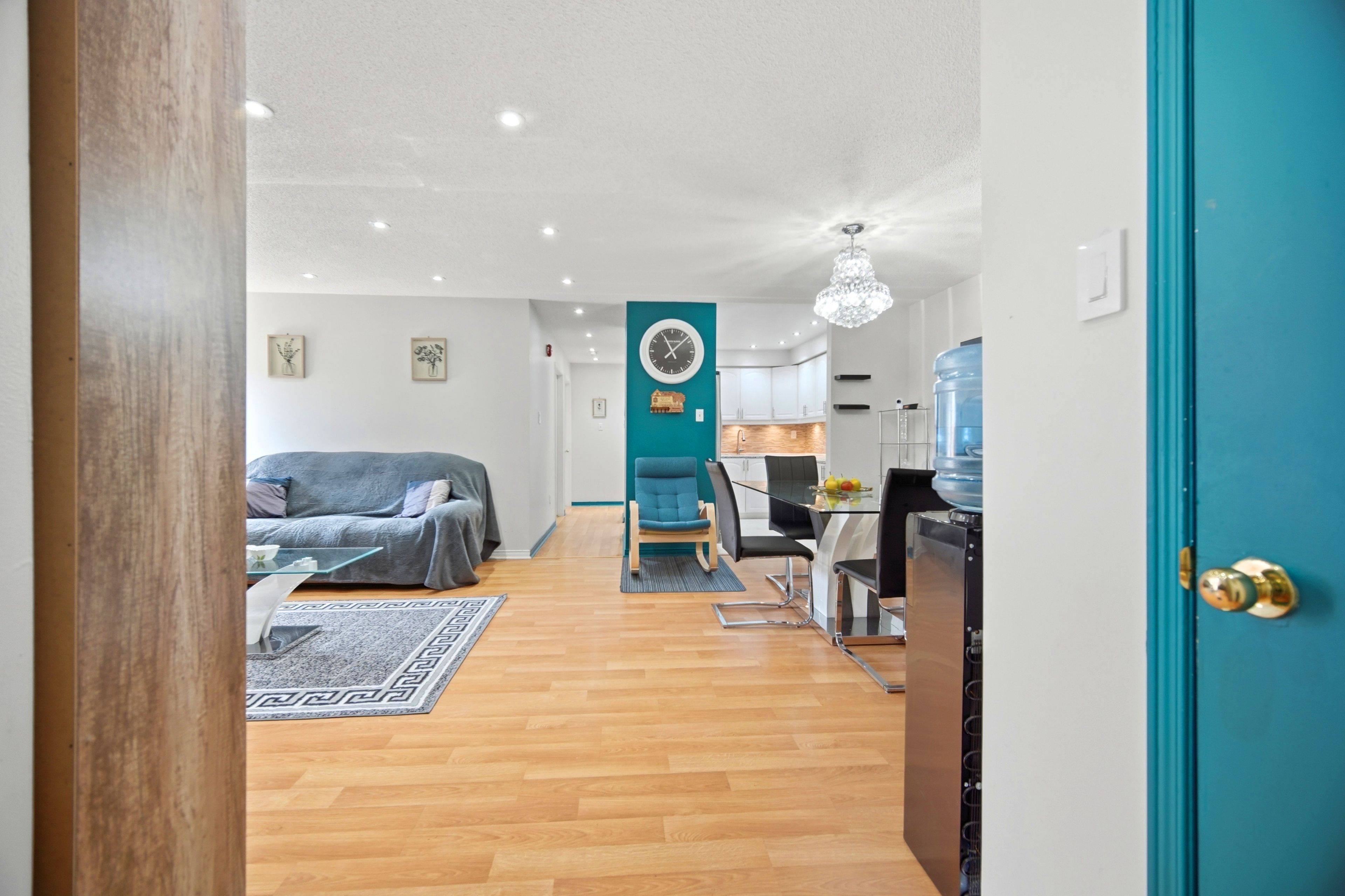 211 FORUM DR #110A, Mississauga, ON L4Z 4C1