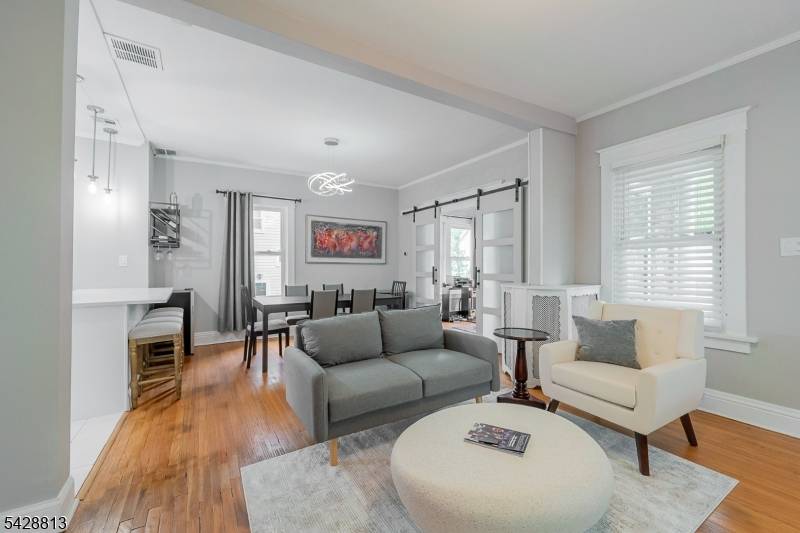 56 Woodside Rd, Maplewood Twp., NJ 07040