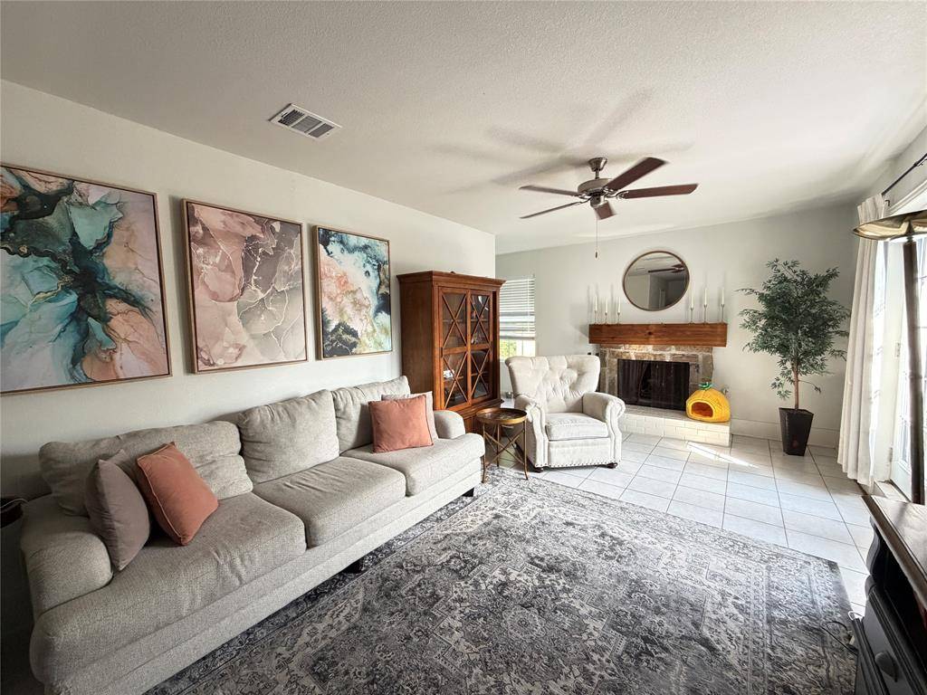 4324 S Segura Court S, Fort Worth, TX 76132