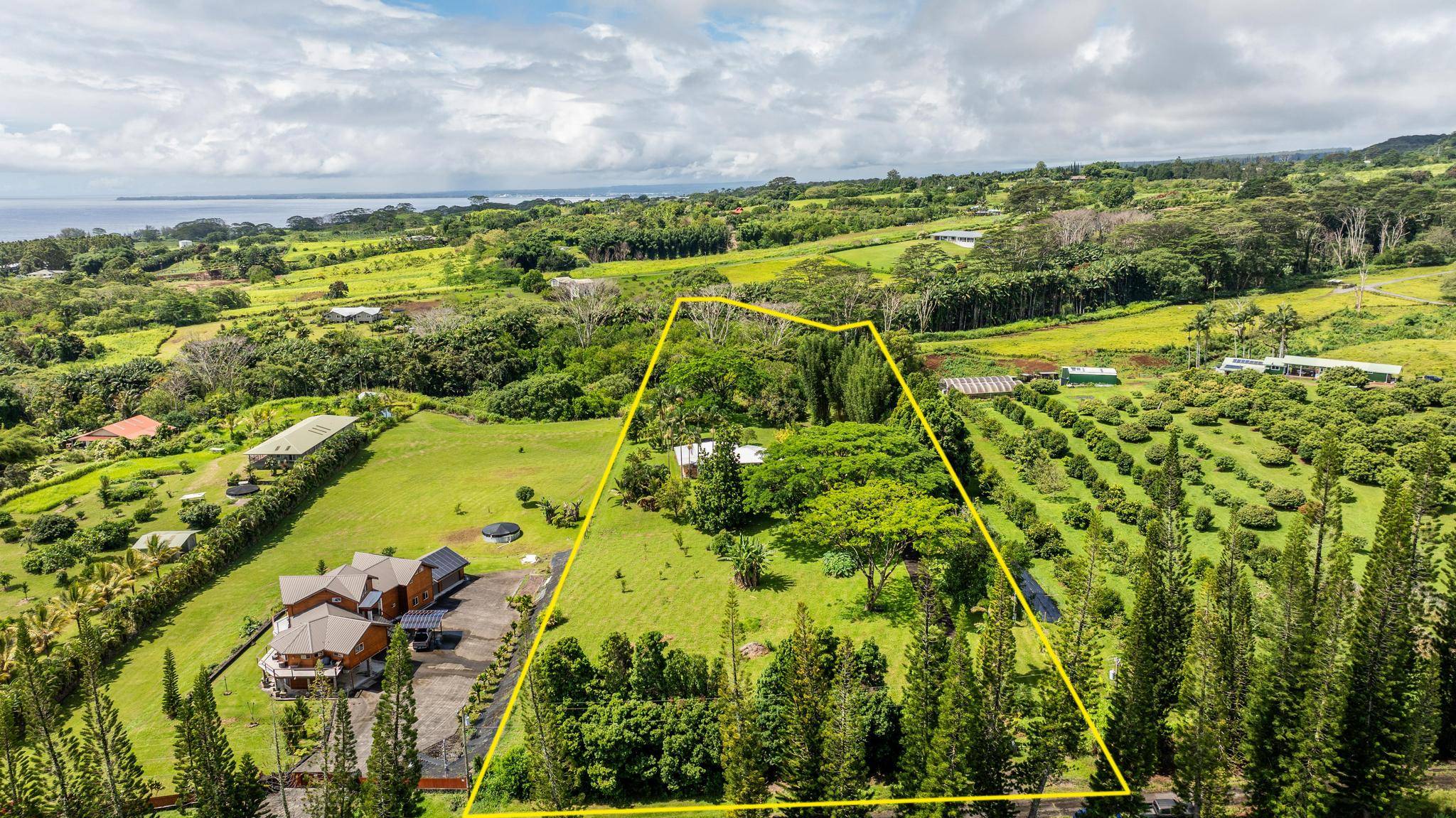 28-433 OVERPASS RD, Pepeekeo, HI 96783