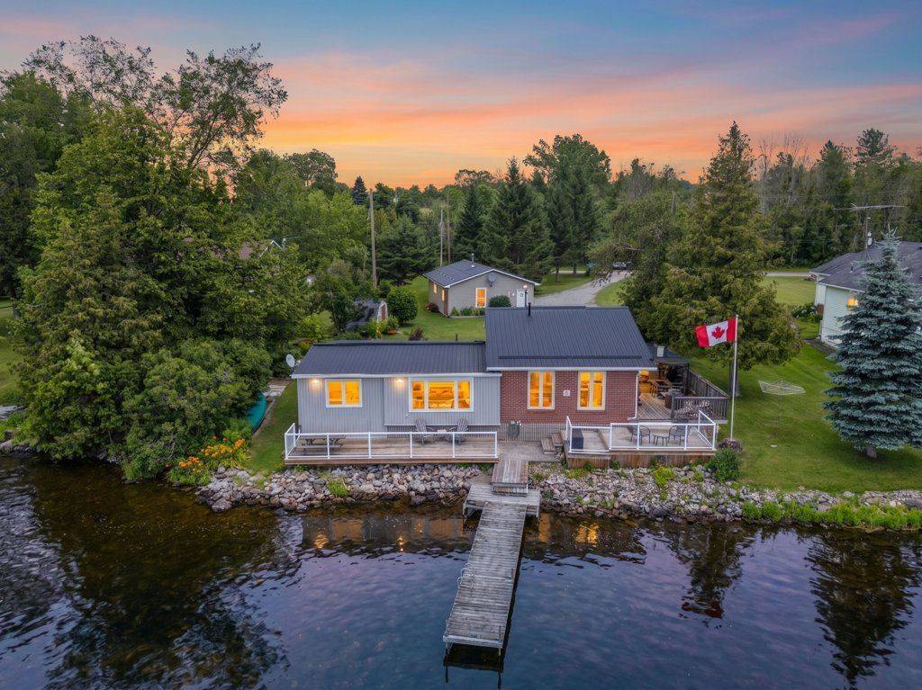 40 Oak LN, Stone Mills, ON K0K 3G0