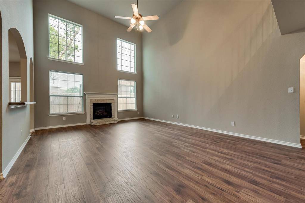 1213 Vistawood Drive, Mansfield, TX 76063