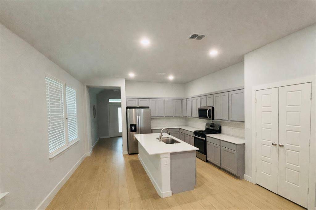 3810 Murvaul Drive, Farmersville, TX 75442