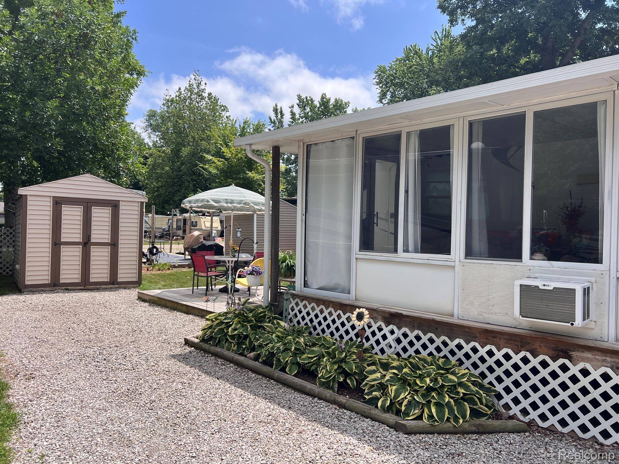 10001 Goodall RD, Durand, MI 48429