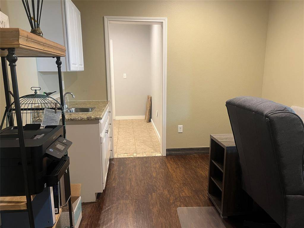 1404 Rice Road #200, 300, Tyler, TX 75703
