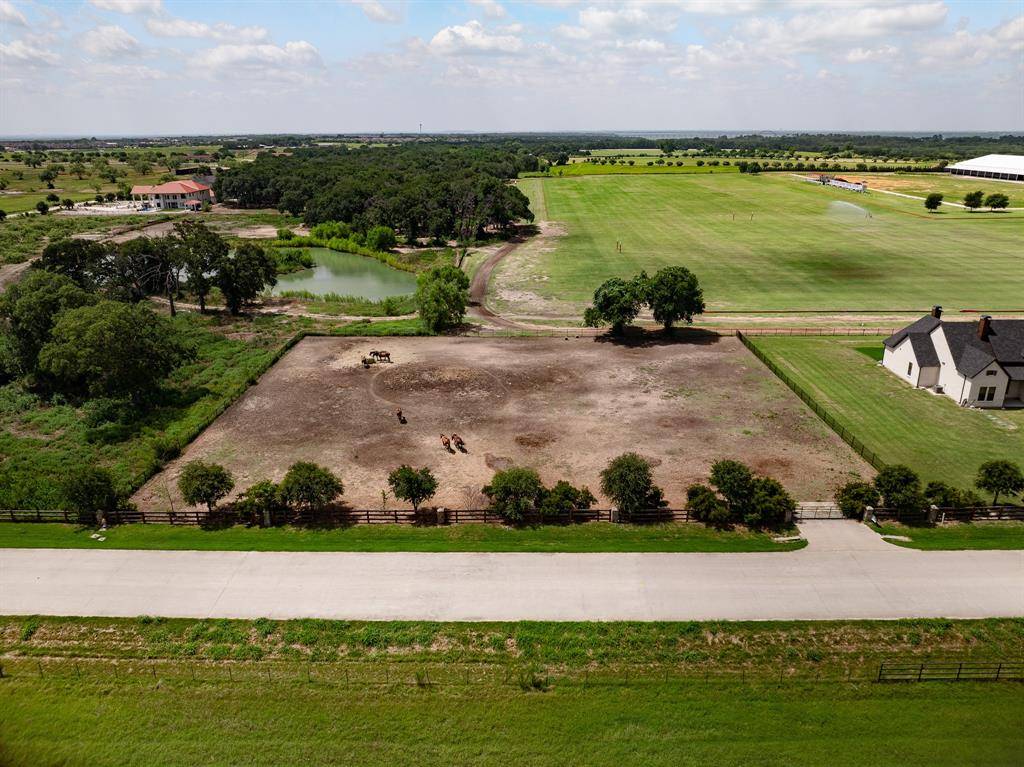 311 Martingale Trail, Oak Point, TX 75068