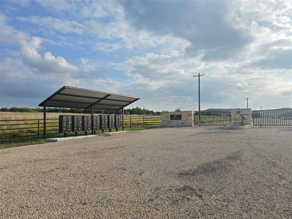 2277 Hidden Valley Road, Glen Rose, TX 76043