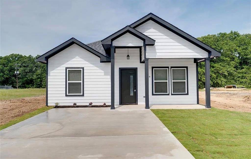 116 Bowie Street, Mabank, TX 75156