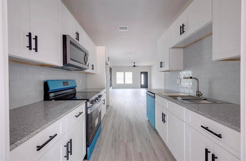 116 Bowie Street, Mabank, TX 75156