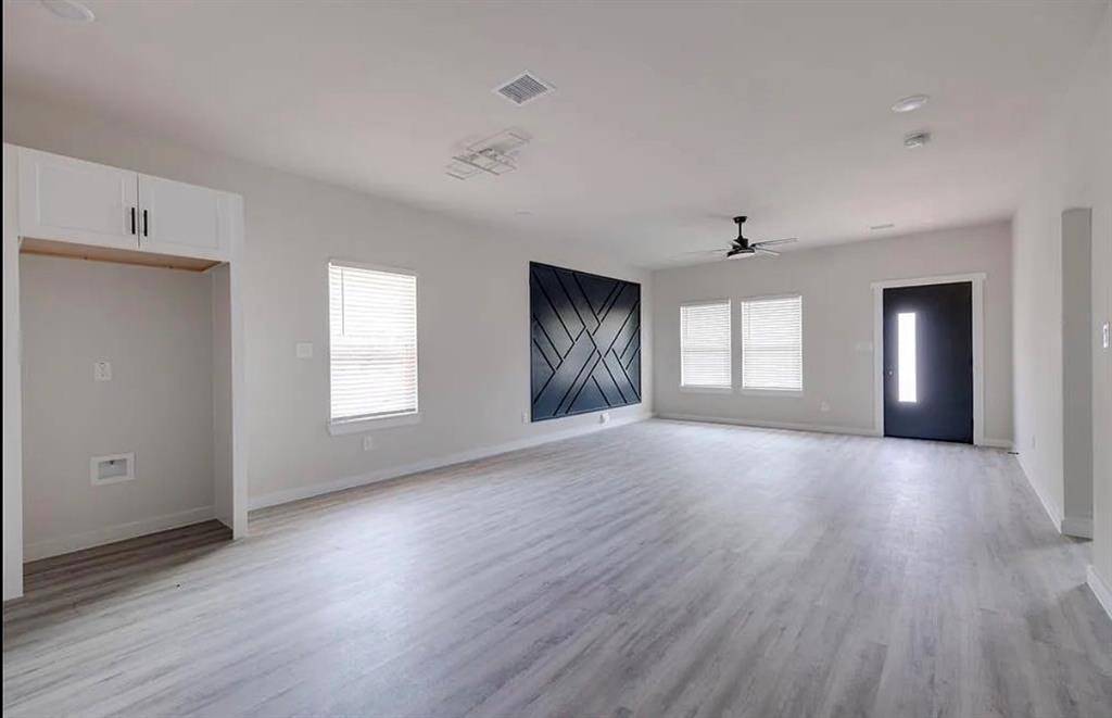 116 Bowie Street, Mabank, TX 75156