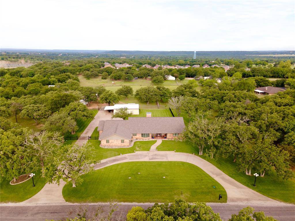 4 Buckskin Road, Mineral Wells, TX 76067