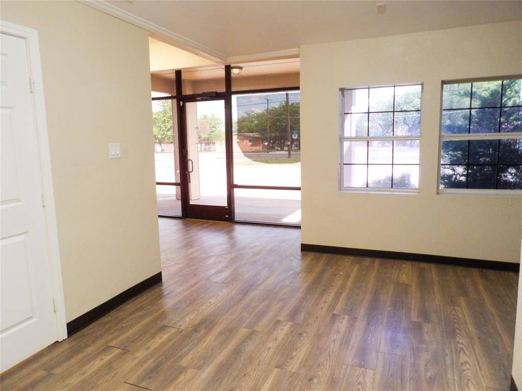 4373 S Hampton Road #A, Dallas, TX 75232