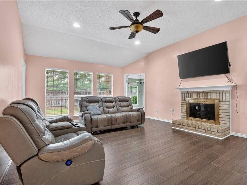 5400 Turtle River Court, Fort Worth, TX 76137