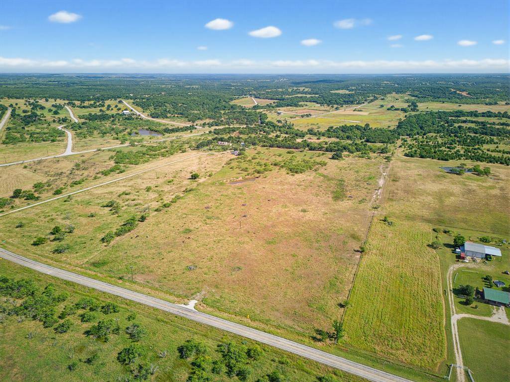 7511 Fm 1810, Chico, TX 76431