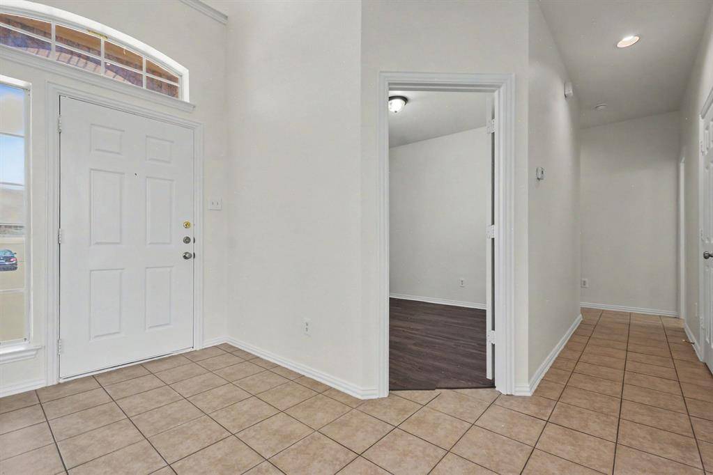 4549 Woodbluff Drive, Mesquite, TX 75150