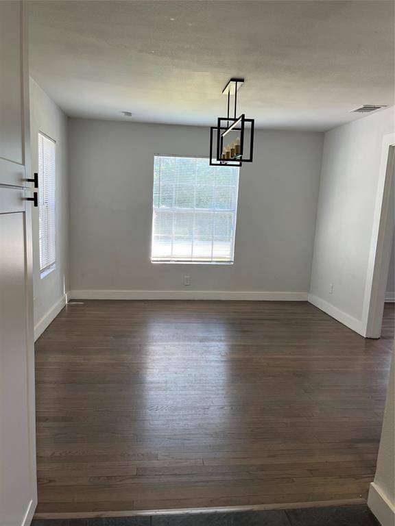 903 W 8th Street, Bonham, TX 75418