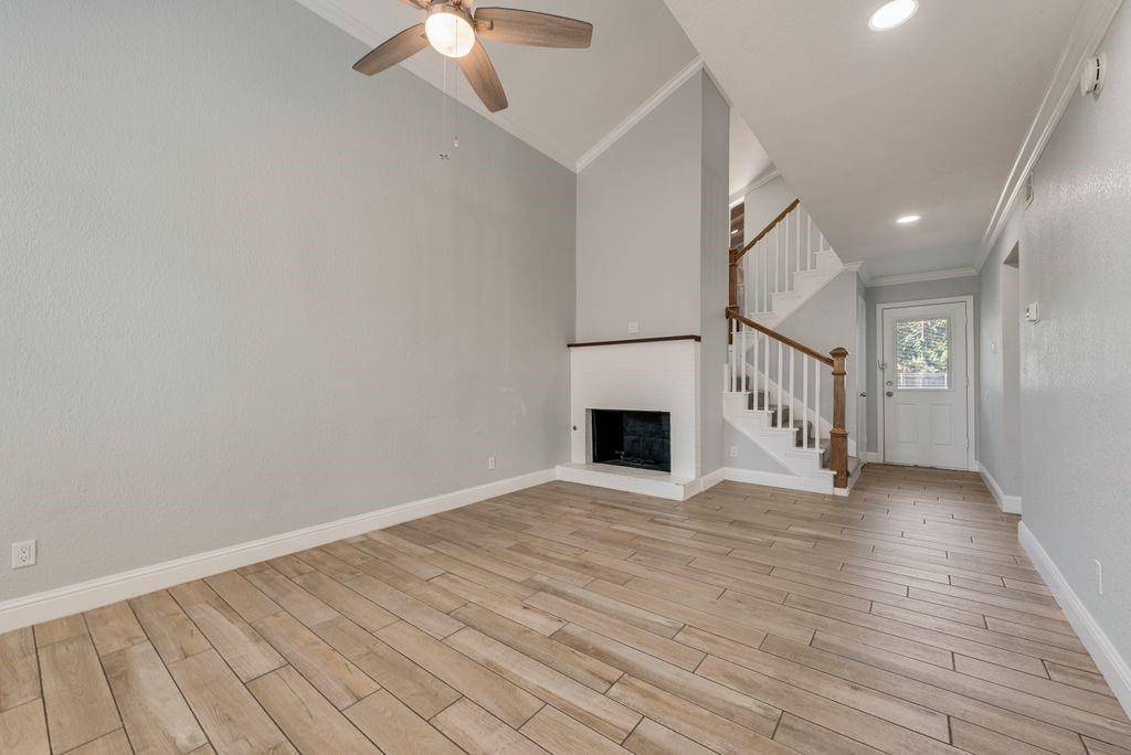 219 W Rochelle Road, Irving, TX 75062