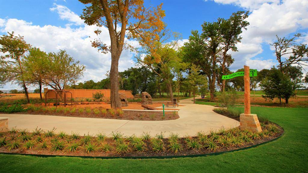 313 Spruce Brook Drive, Mckinney, TX 75071