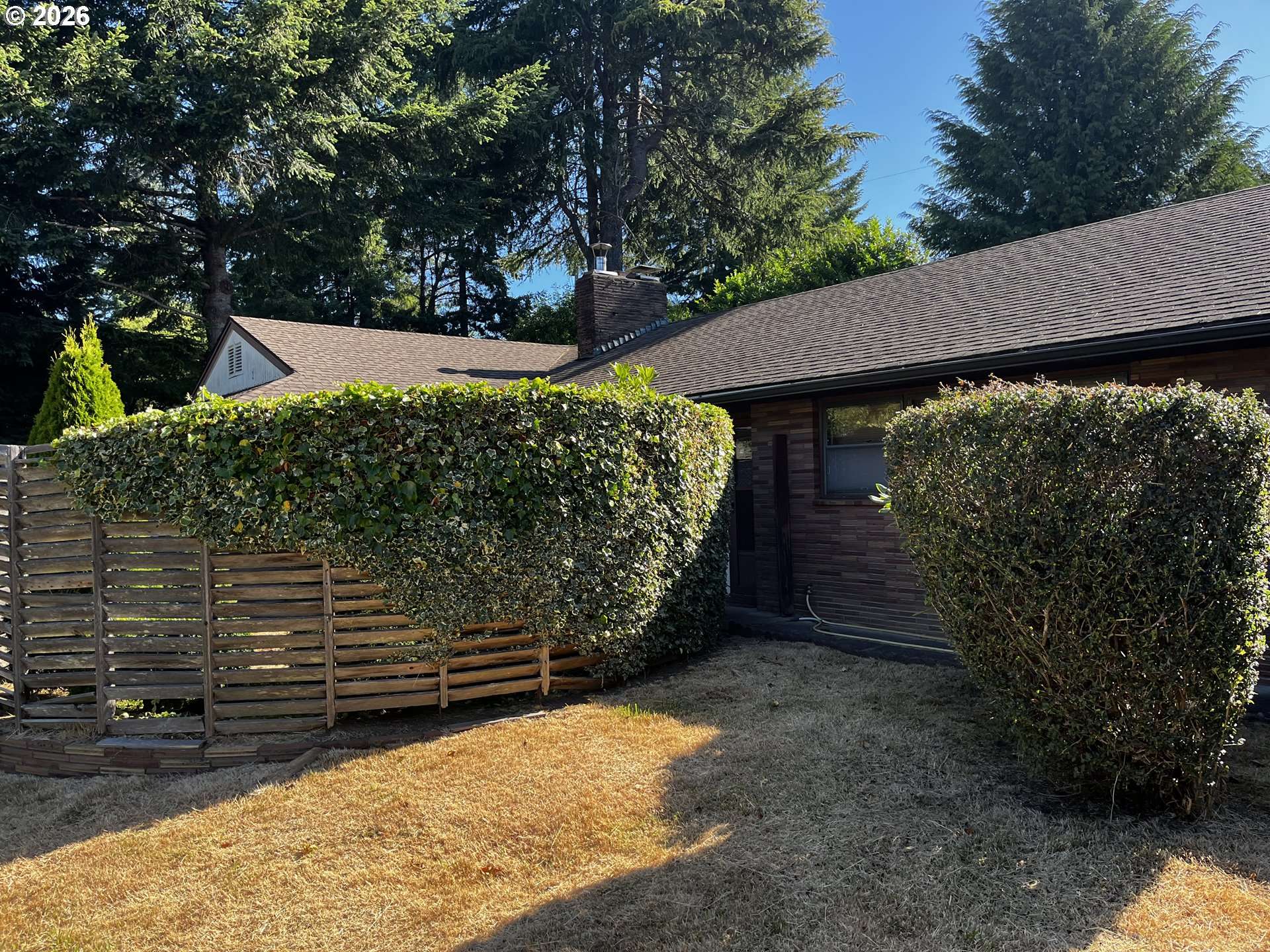 1650 N 17TH ST, Coos Bay, OR 97420