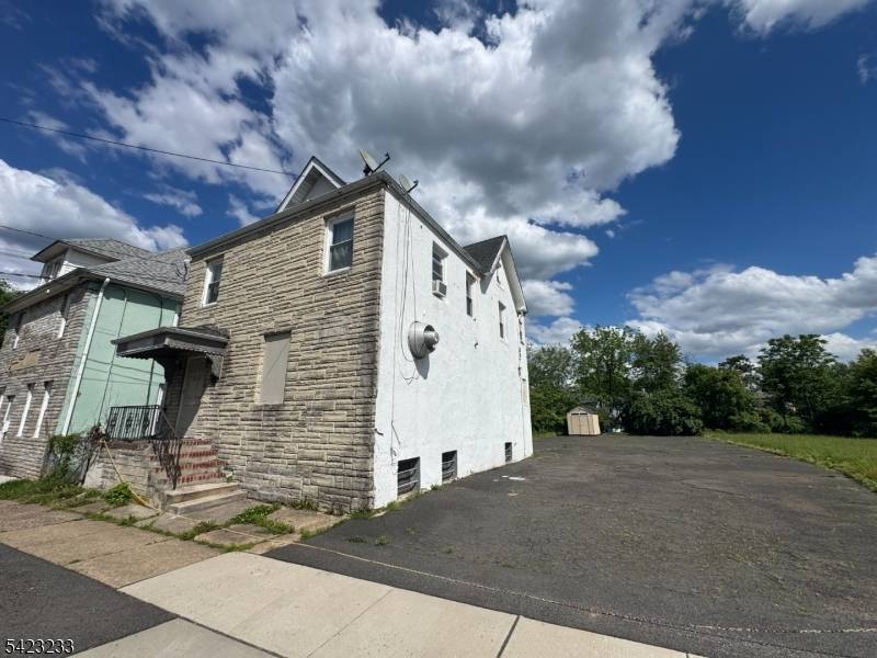 814 E 3Rd St, Plainfield City, NJ 07062