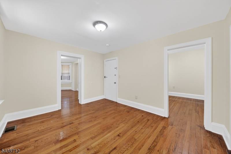 58 S 13Th St #2, Newark City, NJ 07107