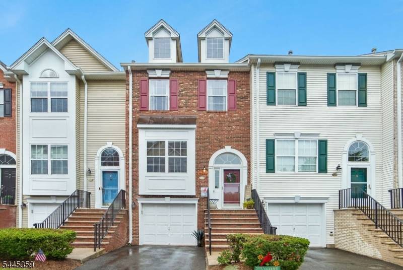 234 Terrace Lake Dr, Butler Boro, NJ 07405