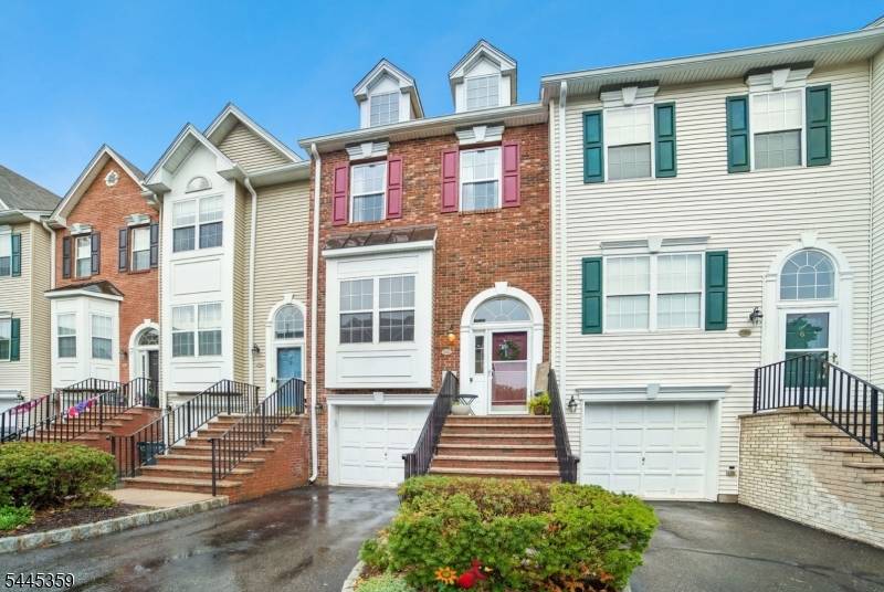 234 Terrace Lake Dr, Butler Boro, NJ 07405