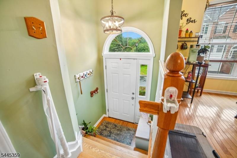 234 Terrace Lake Dr, Butler Boro, NJ 07405