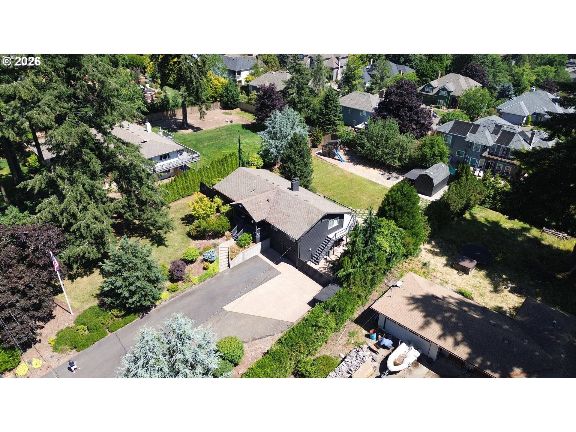 725 MARYLHURST DR, West Linn, OR 97068