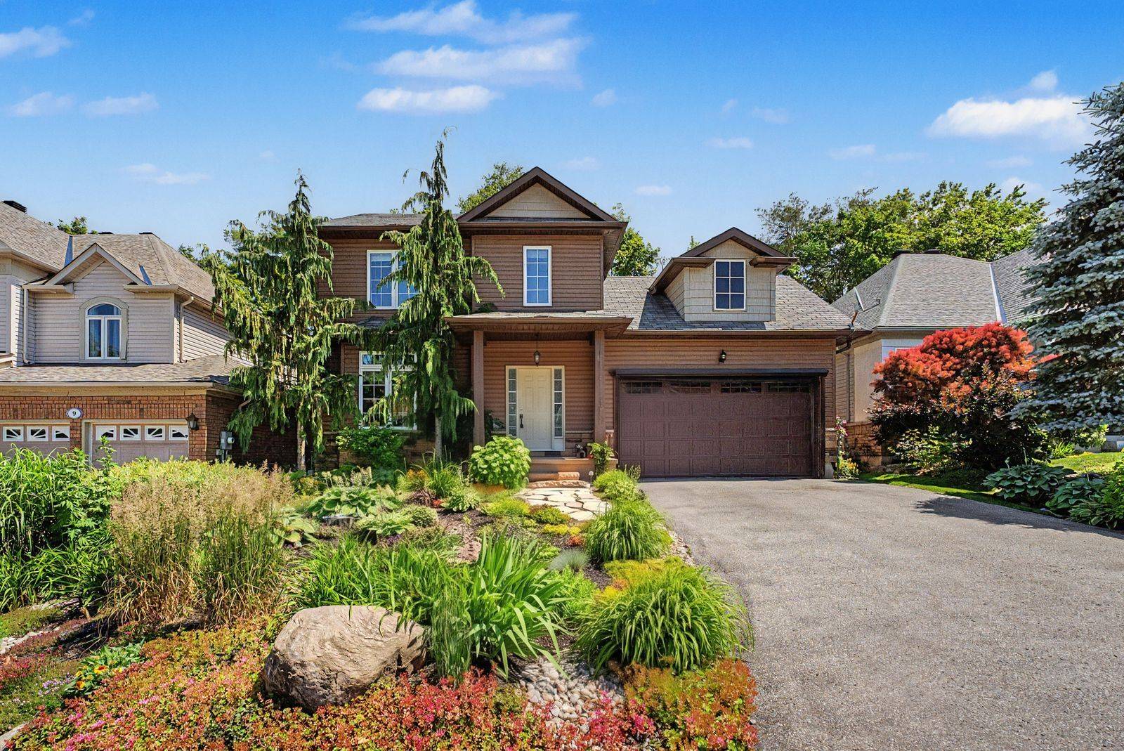 11 Oakmont AVE, Oro-medonte, ON L0L 2L0