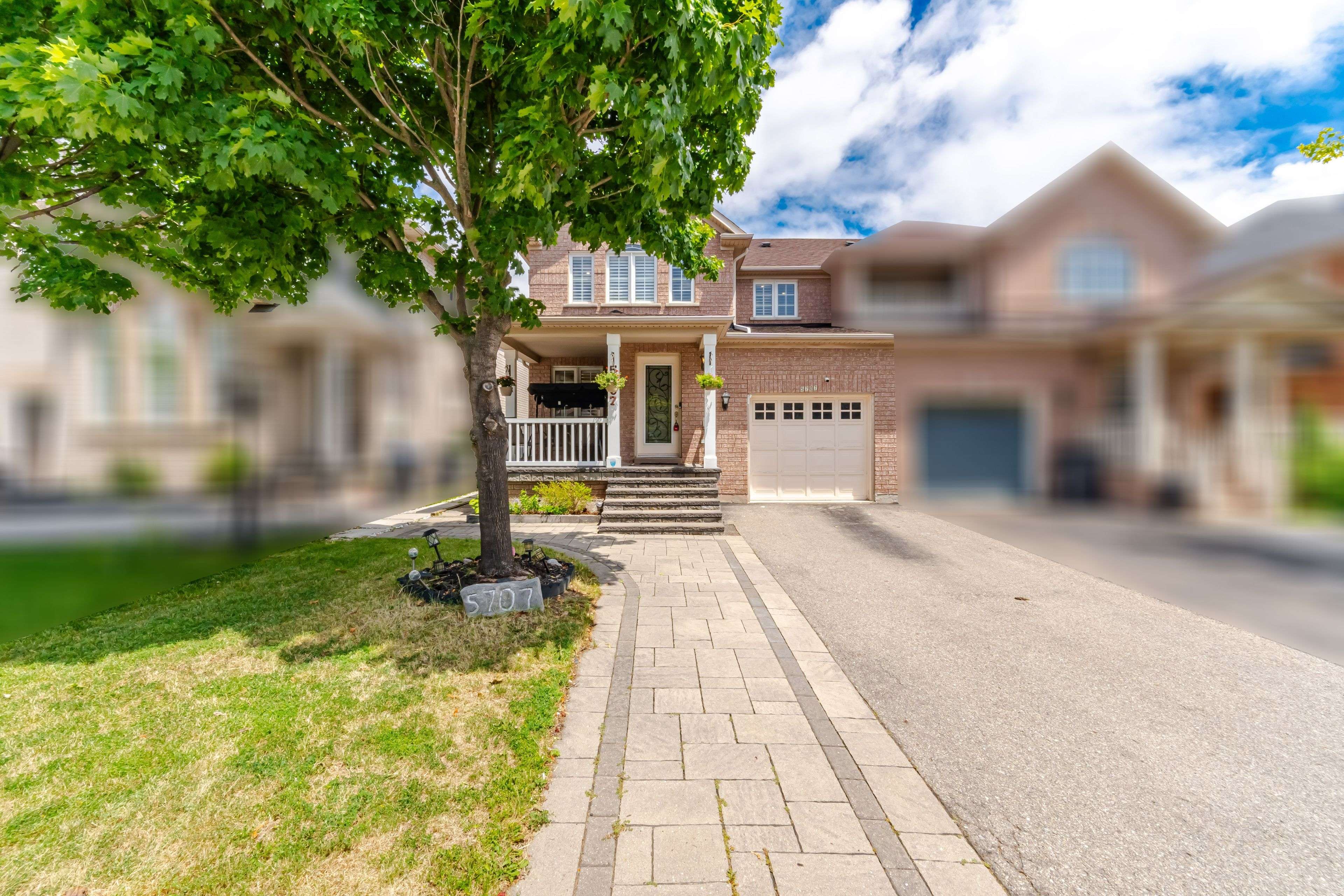 5707 Jenvic GRV, Mississauga, ON L5M 7B4