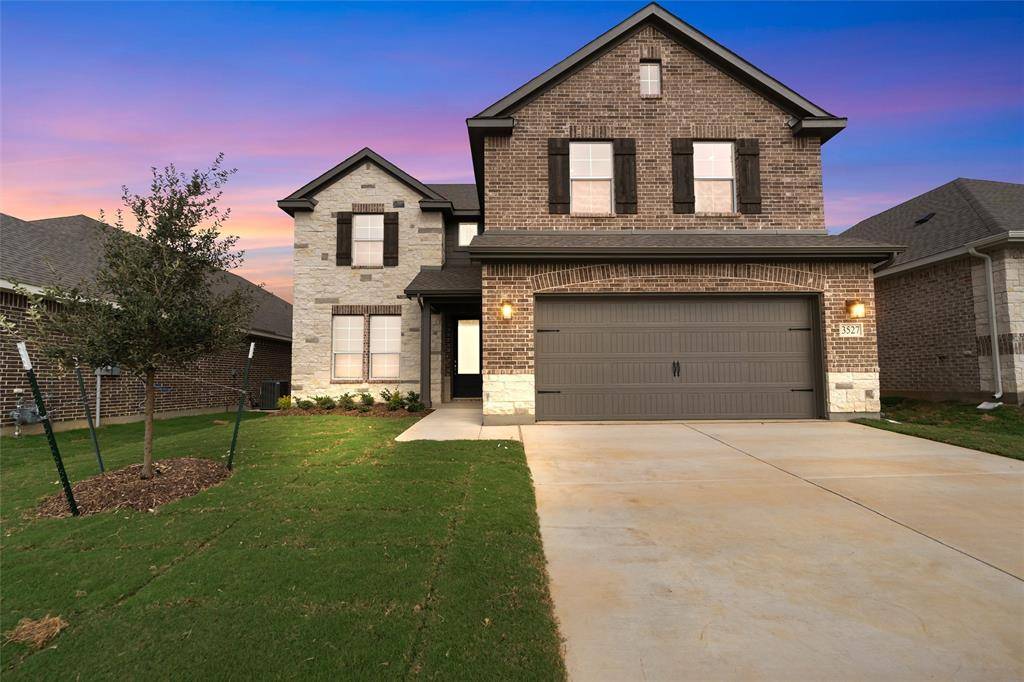 3527 Helena Street, Gainesville, TX 76240