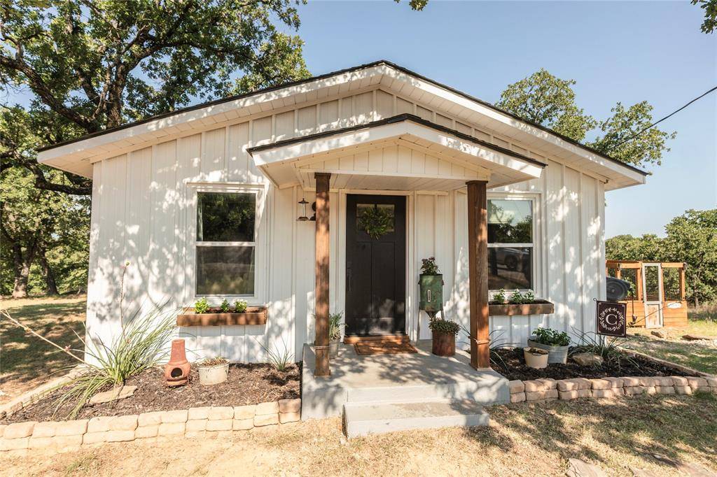 375 Nocona Drive, Nocona, TX 76255